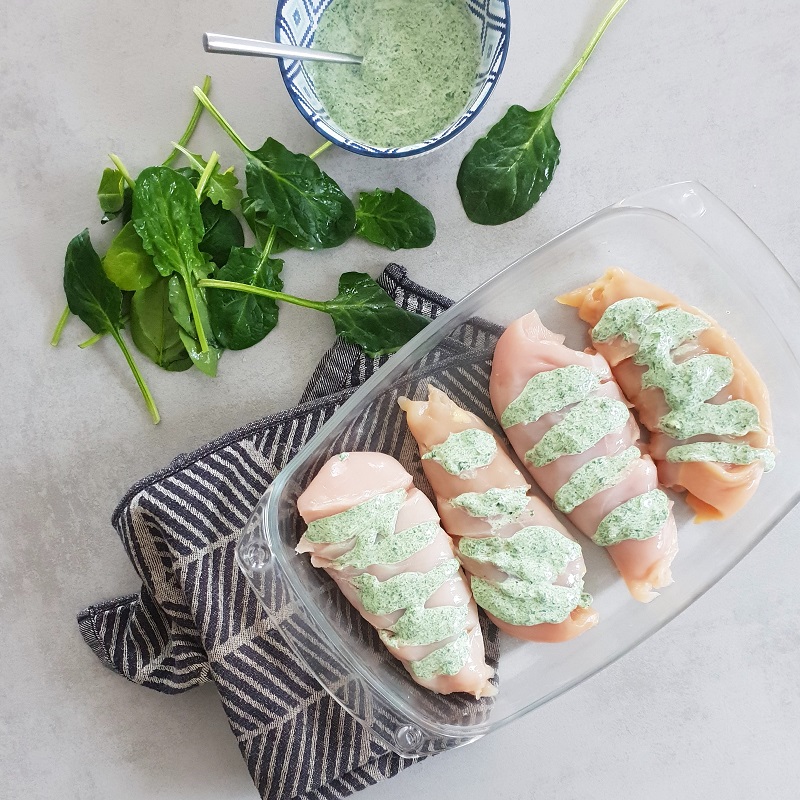 POITRINE DE POULET AUX EPINARDS